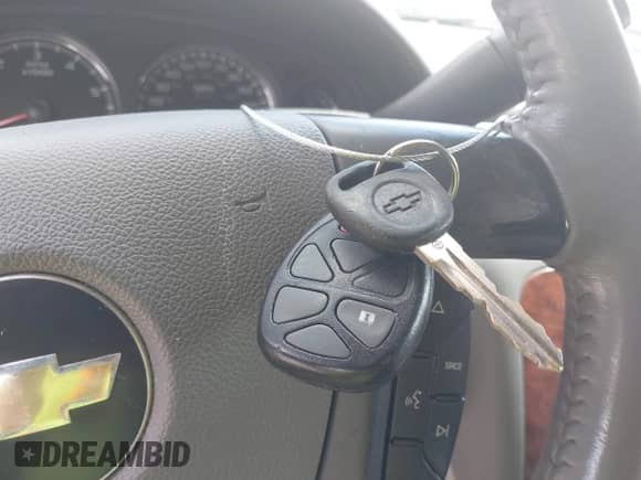 2007 Chevrolet Tahoe LT с VIN 1GNFK13037J108162, выставлен на аукционе IAAI как лот 43082883 с пробегом 160 000 миль миль и . История ставок и продаж доступна на DreamBid. Изображение 11.