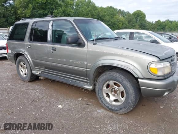 1999 Ford Explorer XLT с VIN 1FMZU35PXXZA37190, выставлен на аукционе IAAI как лот 42880238 с пробегом 224 350 миль миль и . История ставок и продаж доступна на DreamBid. Изображение 1.