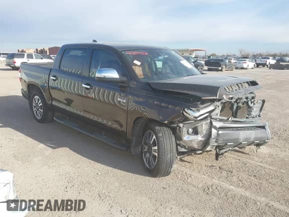 2020 Toyota Tundra Platinum с VIN 5TFGY5F16LX268034, выставлен на аукционе IAAI как лот 41204808 с пробегом 80 218 миль миль и . История ставок и продаж доступна на DreamBid. Изображение 14.