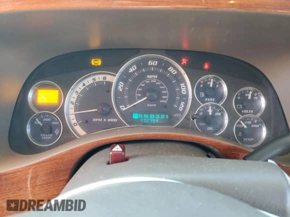 2002 Cadillac Escalade with VIN 1GYEK63N82R225429, listed as a Copart auction lot 82626095 with 172,794 mi miles and Clean title. Bid and sale history available at DreamBid. Image 9.