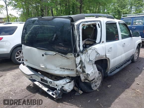 2004 Chevrolet Tahoe LS с VIN 1GNEK13ZX4R154367, выставлен на аукционе IAAI как лот 42178315 с пробегом 398 834 миль миль и . История ставок и продаж доступна на DreamBid. Изображение 6.