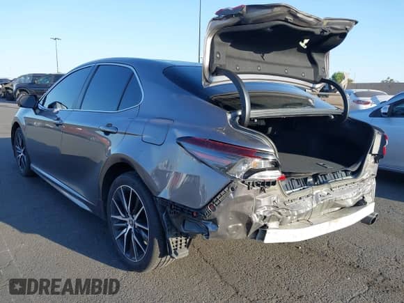 2023 Toyota Camry SE с VIN 4T1G11AK5PU102412, выставлен на аукционе IAAI как лот 42397948 с пробегом 61 990 миль миль и . История ставок и продаж доступна на DreamBid. Изображение 3.