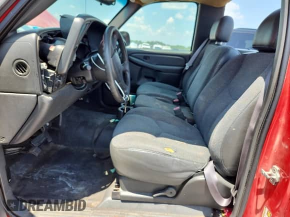 2004 GMC Sierra 1500 Work Truck with VIN 1GTEC14X34Z345969, listed as a Copart auction lot 62017245 with 165,519 mi miles and Salvage title. Bid and sale history available at DreamBid. Image 7.