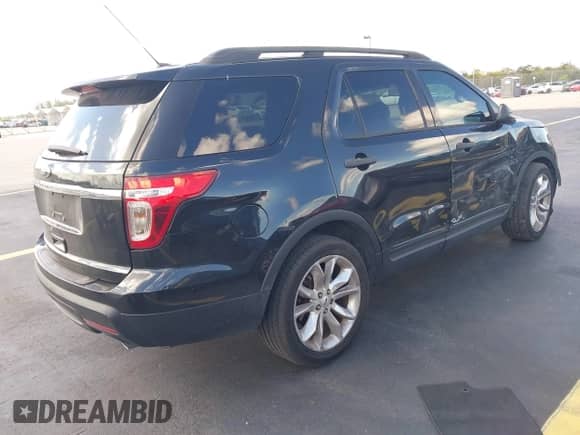 2013 Ford Explorer z VIN 1FM5K7B89DGB37510, wystawiony jako IAAI lot #43466788 z przebiegiem 202 736 mil mil oraz . Historia ofert i sprzedaży dostępna na DreamBid. Obrazek 4.