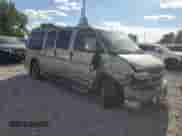 2000 Chevrolet Express Cargo YF7 z VIN 1GBFG15R4Y1184579, wystawiony jako Copart lot #67897225 z przebiegiem 147 325 mil mil oraz Czysty tytuł • Clean title. Historia ofert i sprzedaży dostępna na DreamBid. Obrazek 4.