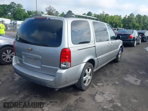 2008 Chevrolet Uplander 1LT с VIN 1GNDV33148D207608, выставлен на аукционе IAAI как лот 42680449 с пробегом 250 959 миль миль и . История ставок и продаж доступна на DreamBid. Изображение 4.