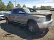 2010 Dodge 2500 SLT z VIN 3D7TT2HT4AG123298, wystawiony jako Copart lot #71860055 z przebiegiem Nie podano mil oraz Szkoda całkowita • Salvage title. Historia ofert i sprzedaży dostępna na DreamBid. Obrazek 4.