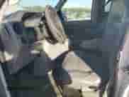 2012 Ford Econoline Cargo Recreational z VIN 1FTNE2EW2CDB21285, wystawiony jako Copart lot #84023555 z przebiegiem 211 598 mil mil oraz Szkoda całkowita • Salvage title. Historia ofert i sprzedaży dostępna na DreamBid. Obrazek 7.