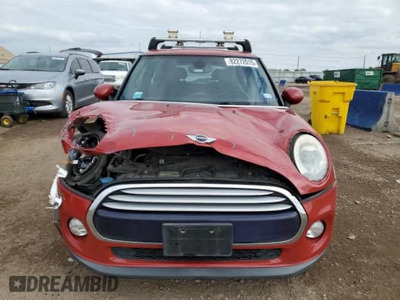 2015 MINI Hardtop with VIN WMWXM5C58FT941398, listed as a Copart auction lot 82272015 with 154,161 mi miles and Salvage title. Bid and sale history available at DreamBid. Image 5.
