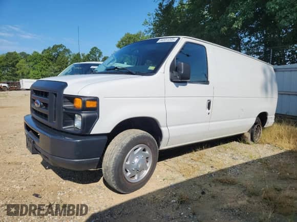 2009 Ford Econoline Cargo Commercial z VIN 1FTNE14W19DA91278, wystawiony jako Copart lot #64551205 z przebiegiem 69 461 mil mil oraz Szkoda całkowita • Salvage title. Historia ofert i sprzedaży dostępna na DreamBid. Obrazek 1.