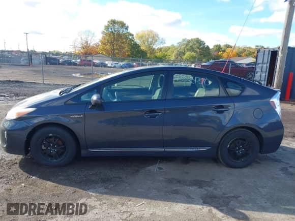 2012 Toyota Prius Four with VIN JTDKN3DU8C1523032, listed as a IAAI auction lot 43524270 with 216,241 mi miles and . Bid and sale history available at DreamBid. Image 14.