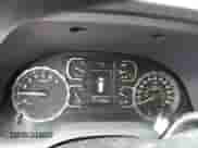 2019 Toyota Tundra SR с VIN 5TFUM5F17KX080894, выставлен на аукционе Copart как лот 63861345 с пробегом 114 288 миль миль и Списание • Salvage title. История ставок и продаж доступна на DreamBid. Изображение 9.