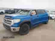 2017 Toyota Tundra SR5 z VIN 5TFEW5F13HX217577, wystawiony jako IAAI lot #41541971 z przebiegiem 73 681 mil mil oraz . Historia ofert i sprzedaży dostępna na DreamBid. Obrazek 2.