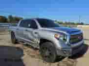 2019 Toyota Tundra SR5 z VIN 5TFDW5F1XKX856218, wystawiony jako Copart lot #86442695 z przebiegiem 65 348 mil mil oraz Czysty tytuł • Clean title. Historia ofert i sprzedaży dostępna na DreamBid. Obrazek 4.