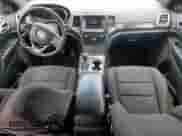 2018 Jeep Grand Cherokee Laredo E z VIN 1C4RJEAG4JC158788, wystawiony jako Copart lot #63135395 z przebiegiem 105 472 mil mil oraz Szkoda całkowita • Salvage title. Historia ofert i sprzedaży dostępna na DreamBid. Obrazek 8.
