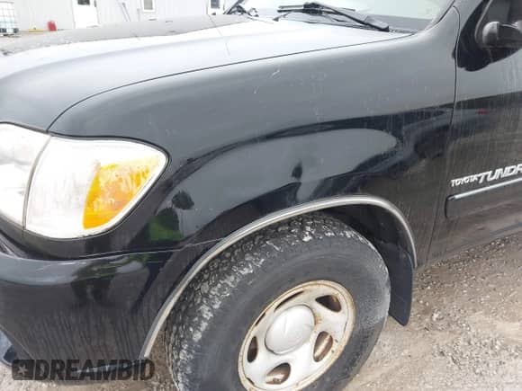 2006 Toyota Tundra SR5 with VIN 5TBDT44166S538381, listed as a IAAI auction lot 43580901 with 76,092 mi miles and . Bid and sale history available at DreamBid. Image 6.