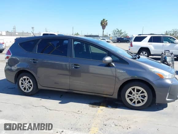 2015 Toyota Prius Two с VIN JTDZN3EU9FJ035614, выставлен на аукционе IAAI как лот 42713343 с пробегом 132 365 миль миль и . История ставок и продаж доступна на DreamBid. Изображение 13.