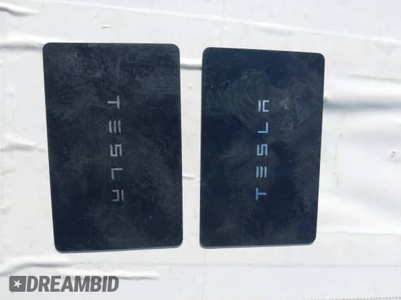 2021 Tesla Model Y Long Range with VIN 5YJYGDEE2MF287066, listed as a IAAI auction lot 43253104 with 38,884 mi miles and . Bid and sale history available at DreamBid. Image 11.