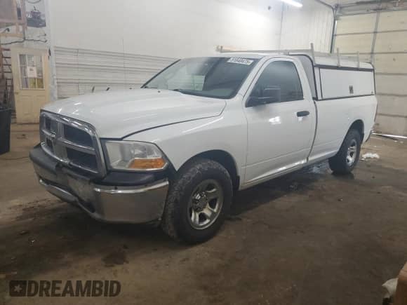 2012 Ram 1500 ST z VIN 3C6JD6DP2CG241309, wystawiony jako Copart lot #51840475 z przebiegiem 298 707 mil mil oraz Czysty tytuł • Clean title. Historia ofert i sprzedaży dostępna na DreamBid. Obrazek 1.