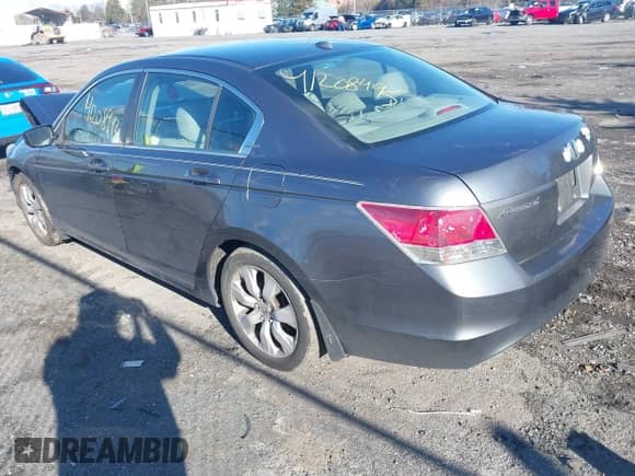 2010 Honda Accord EX-L z VIN 1HGCP2F82AA032589, wystawiony jako IAAI lot #41208993 z przebiegiem 206 670 mil mil oraz . Historia ofert i sprzedaży dostępna na DreamBid. Obrazek 3.