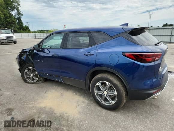 2023 Chevrolet Blazer LT z VIN 3GNKBHR45PS148582, wystawiony jako Copart lot #70488515 z przebiegiem 63 045 mil mil oraz Szkoda całkowita • Salvage title. Historia ofert i sprzedaży dostępna na DreamBid. Obrazek 2.