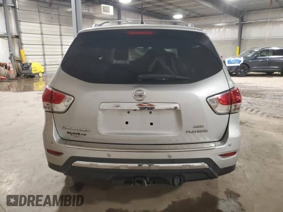 2015 Nissan Pathfinder SV с VIN 5N1AR2MM9FC716191, выставлен на аукционе Copart как лот 67560005 с пробегом 214 871 миль миль и Списание • Salvage title. История ставок и продаж доступна на DreamBid. Изображение 6.