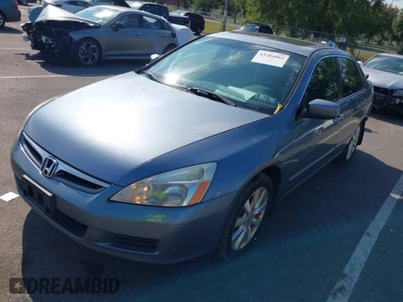 2007 Honda Accord EX-L with VIN 1HGCM66577A035051, listed as a IAAI auction lot 43204003 with 191,962 mi miles and . Bid and sale history available at DreamBid. Image 2.