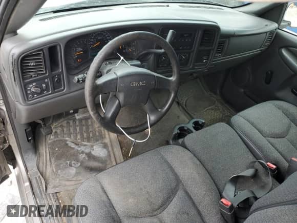 2003 GMC Sierra 1500 SLE с VIN 1GTEC14V13Z102027, выставлен на аукционе Copart как лот 67640034 с пробегом 213 845 миль миль и Списание • Salvage title. История ставок и продаж доступна на DreamBid. Изображение 8.