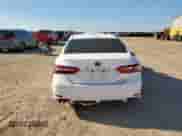 2019 Toyota Camry Hybrid LE с VIN 4T1B21HK5KU515906, выставлен на аукционе Copart как лот 70847535 с пробегом 172 967 миль миль и Списание • Salvage title. История ставок и продаж доступна на DreamBid. Изображение 6.