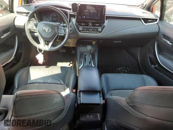 2024 Toyota Corolla XSE z VIN JTNC4MBE9R3218690, wystawiony jako Copart lot #71661625 z przebiegiem 48 096 mil mil oraz Szkoda całkowita • Salvage title. Historia ofert i sprzedaży dostępna na DreamBid. Obrazek 8.