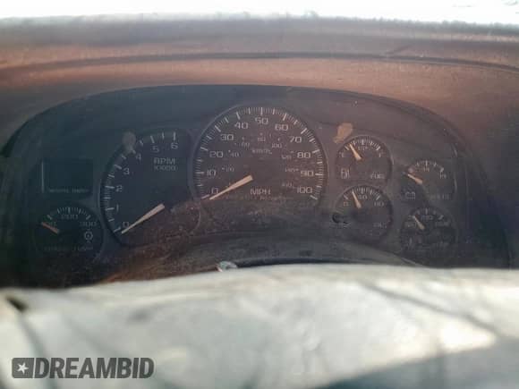 2001 Chevrolet Silverado 2500HD LS with VIN 1GCHC29U01E324615, listed as a Copart auction lot 71101585 with Not provided miles and Salvage title. Bid and sale history available at DreamBid. Image 9.