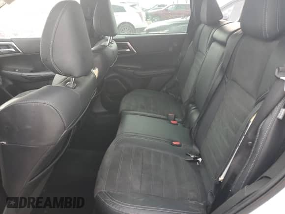 2022 Mitsubishi Outlander SE с VIN JA4J3UA84NZ085851, выставлен на аукционе Copart как лот 61225455 с пробегом 38 853 миль миль и Списание • Salvage title. История ставок и продаж доступна на DreamBid. Изображение 11.