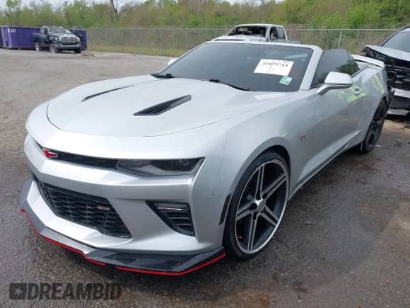 2016 Chevrolet Camaro 2SS с VIN 1G1FH3D72G0158192, выставлен на аукционе IAAI как лот 41875714 с пробегом 79 913 миль миль и . История ставок и продаж доступна на DreamBid. Изображение 17.