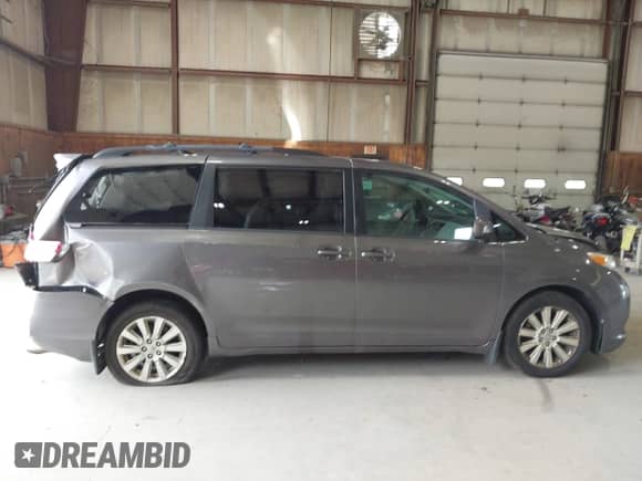 2014 Toyota Sienna Limited с VIN 5TDDK3DC7ES078040, выставлен на аукционе IAAI как лот 42771373 с пробегом 214 399 миль миль и . История ставок и продаж доступна на DreamBid. Изображение 14.