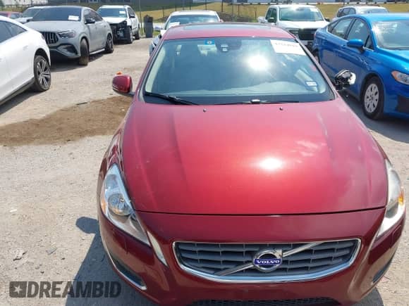 2012 Volvo S60 T5 с VIN YV1622FS0C2120103, выставлен на аукционе IAAI как лот 43214819 с пробегом 104 685 миль миль и . История ставок и продаж доступна на DreamBid. Изображение 12.
