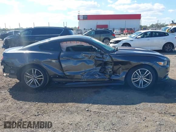 2017 Ford Mustang EcoBoost Premium с VIN 1FA6P8TH9H5205231, выставлен на аукционе IAAI как лот 43309440 с пробегом 113 890 миль миль и . История ставок и продаж доступна на DreamBid. Изображение 13.