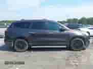 2016 Chevrolet Traverse LS z VIN 1GNKRFED3GJ290923, wystawiony jako IAAI lot #43028015 z przebiegiem 140 243 mil mil oraz . Historia ofert i sprzedaży dostępna na DreamBid. Obrazek 13.