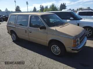 1984 Dodge Shadow with VIN 2B4FK41C8ER153305, listed as a Copart auction lot 73438314 with 645,567 mi miles and Clean title. Bid and sale history available at DreamBid. Image 4.
