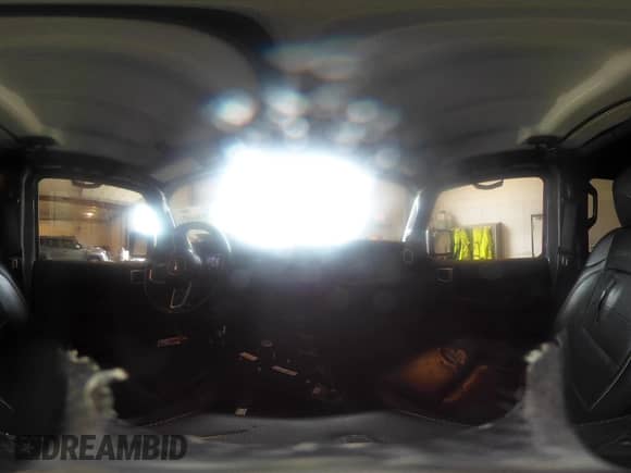 2021 Jeep Wrangler Unlimited Sahara с VIN 1C4JJXP6XMW784100, выставлен на аукционе IAAI как лот 42528449 с пробегом Не указан миль и . История ставок и продаж доступна на DreamBid. Изображение 18.