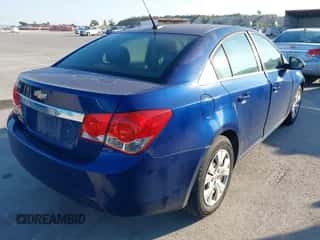 2012 Chevrolet Cruze LS z VIN 1G1PC5SH1C7309468, wystawiony jako IAAI lot #43356916 z przebiegiem 145 405 mil mil oraz . Historia ofert i sprzedaży dostępna na DreamBid. Obrazek 4.