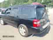2005 Toyota Highlander с VIN JTEEP21A950113212, выставлен на аукционе IAAI как лот 42862590 с пробегом 199 670 миль миль и . История ставок и продаж доступна на DreamBid. Изображение 3.