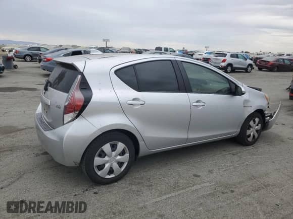 2016 Toyota Prius One z VIN JTDKDTB3XG1119104, wystawiony jako Copart lot #81838855 z przebiegiem 163 159 mil mil oraz Szkoda całkowita • Salvage title. Historia ofert i sprzedaży dostępna na DreamBid. Obrazek 3.