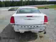 2019 Chrysler 300 Limited с VIN 2C3CCAKG0KH690923, выставлен на аукционе Copart как лот 61100655 с пробегом 189 024 миль миль и Списание • Salvage title. История ставок и продаж доступна на DreamBid. Изображение 6.