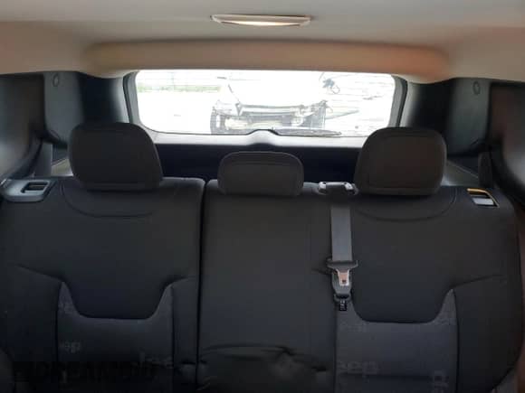 2017 Jeep Renegade Latitude с VIN ZACCJABB6HPE88651, выставлен на аукционе Copart как лот 72070765 с пробегом 82 962 миль миль и Списание • Salvage title. История ставок и продаж доступна на DreamBid. Изображение 10.