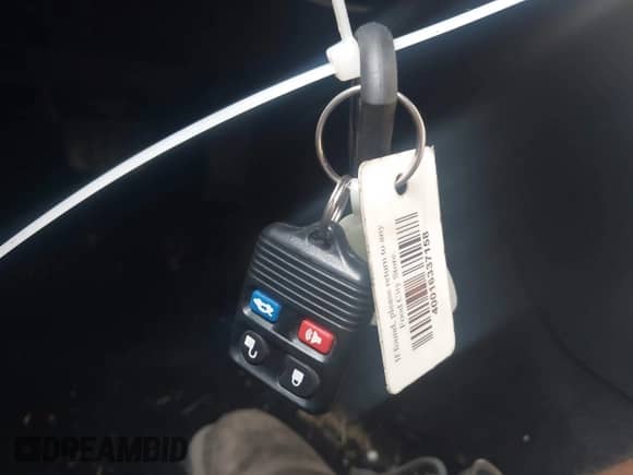 2006 Ford Mustang Standard with VIN 1ZVFT80N965135014, listed as a IAAI auction lot 43165064 with 190,515 mi miles and . Bid and sale history available at DreamBid. Image 11.