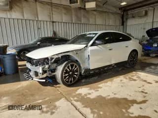 2022 BMW 4 Series M440i xDrive с VIN WBA13AW03NFM41096, выставлен на аукционе Copart как лот 68650185 с пробегом 26 654 миль миль и Списание • Salvage title. История ставок и продаж доступна на DreamBid. Изображение 1.