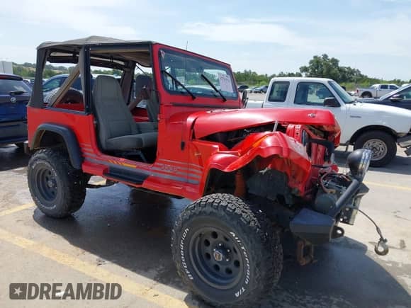 1989 Jeep Wrangler with VIN 2J4FY39T9KJ141247, listed as a IAAI auction lot 42783916 with 165,419 mi miles and . Bid and sale history available at DreamBid. Image 1.