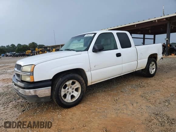 2004 Chevrolet Silverado 1500 Work Truck with VIN 1GCEC19X44Z332690, listed as a Copart auction lot 70948915 with 306,781 mi miles and Salvage title. Bid and sale history available at DreamBid. Image 1.