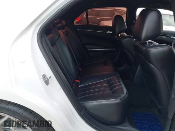 2017 Chrysler 300 S с VIN 2C3CCABG6HH616172, выставлен на аукционе IAAI как лот 42876757 с пробегом 182 608 миль миль и . История ставок и продаж доступна на DreamBid. Изображение 8.
