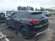 2023 Chevrolet TrailBlazer LT с VIN KL79MPS27PB080914, выставлен на аукционе IAAI как лот 42690513 с пробегом 30 647 миль миль и . История ставок и продаж доступна на DreamBid. Изображение 3.